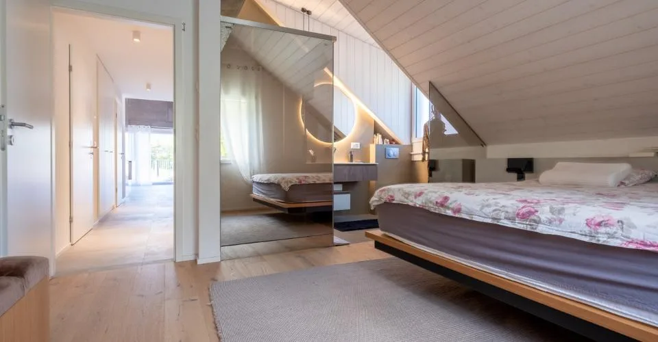 Attique d exception 5.5 pièces de 172 m2 + 50 m2 habitables en comble – Foto 8 von 13