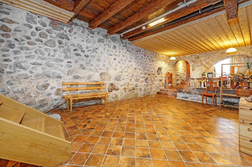 267 m2 utile au centre de Moudon – Foto 12 von 13