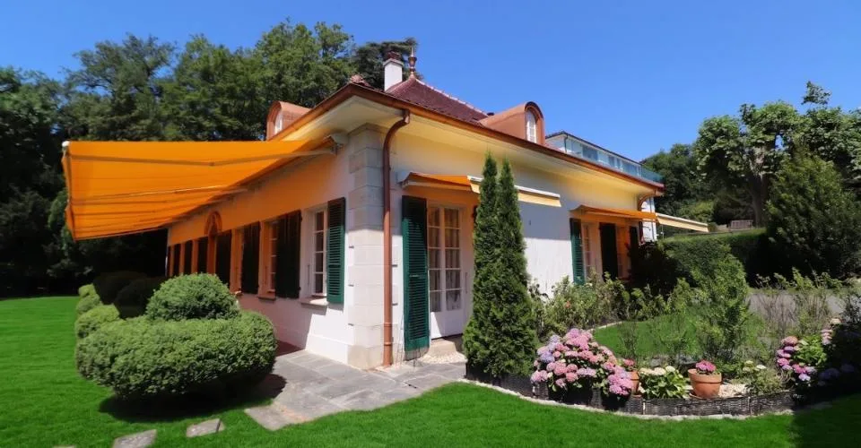 MAGNIFIQUE MAISON INDIVIDUELLE AVEC UN GRAND TERRAIN ET UNE BELLE VUE AU SUD DE LAUSANNE – Foto 12 von 13