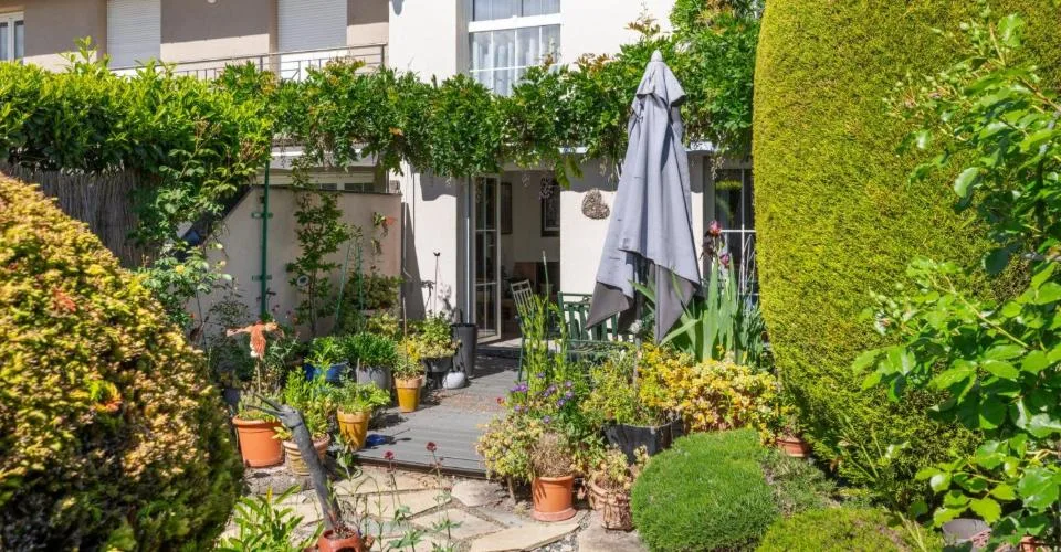 Villa contigüe à Vich, votre havre de paix