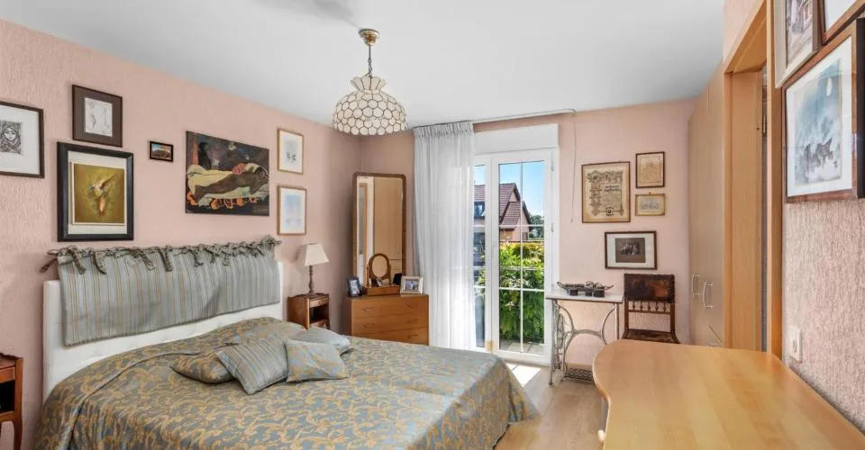 Villa contigüe à Vich, votre havre de paix