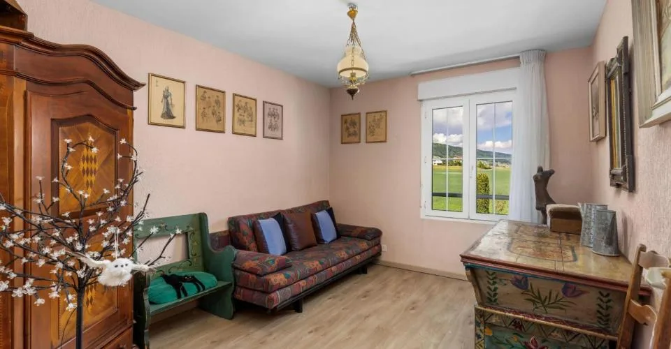 Villa contigüe à Vich, votre havre de paix