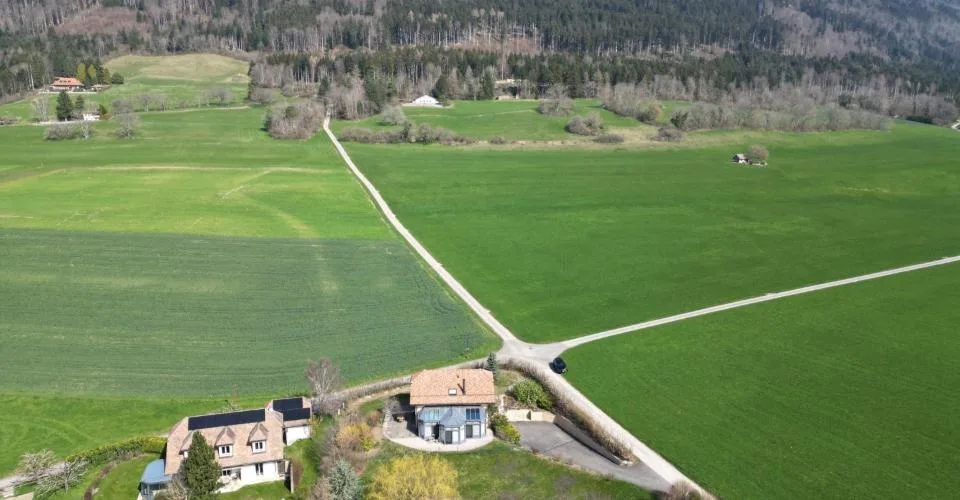 Villa mitoyenne "Les Coteaux" - Nature et Confort
