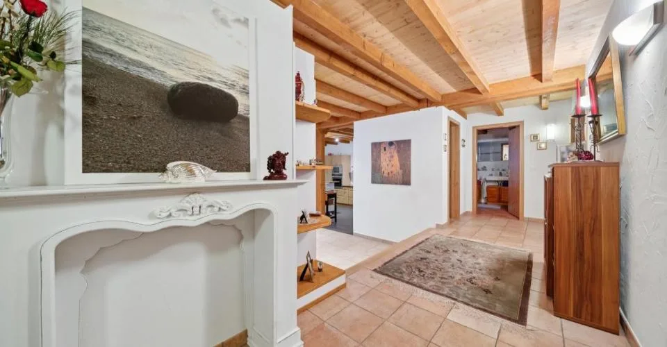 Spacieux appartement 4.5 pièces avec loggia à Champagne – Foto 7 von 13