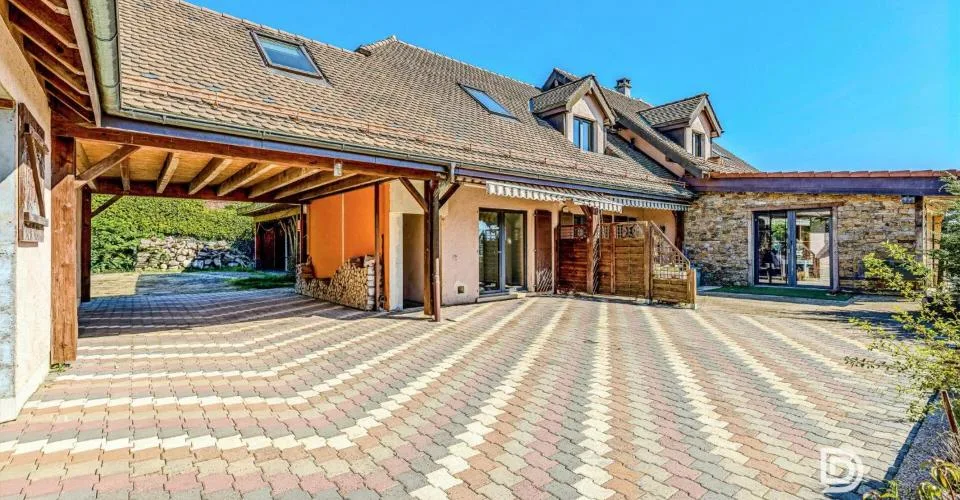 Domaine de 6'440 m² à 15 min de Lausanne