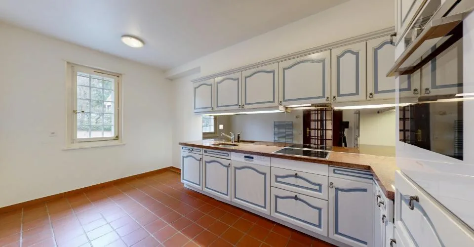 Immeuble de rendement avec cachet à Marchissy