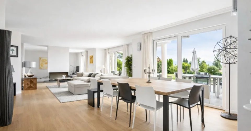 Propriété moderne d'exception en première ligne du lac – Foto 3 von 12