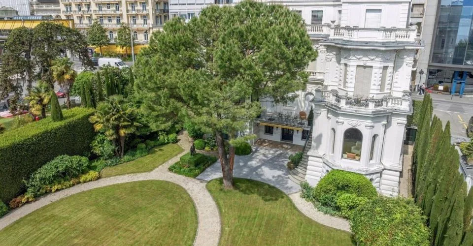Propriété exclusive "Pieds dans l'eau" au coeur de Montreux