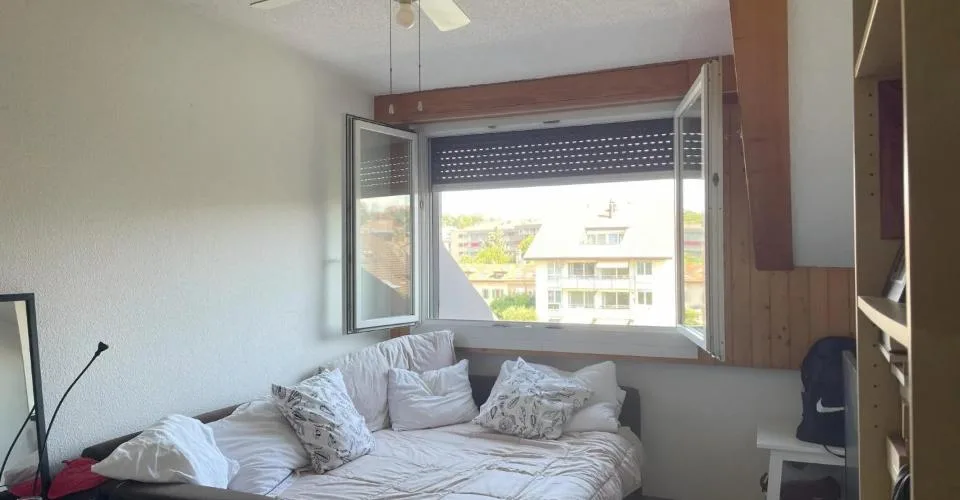 Duplex en attique au coeur de Bussigny dans un cadre verdoyant