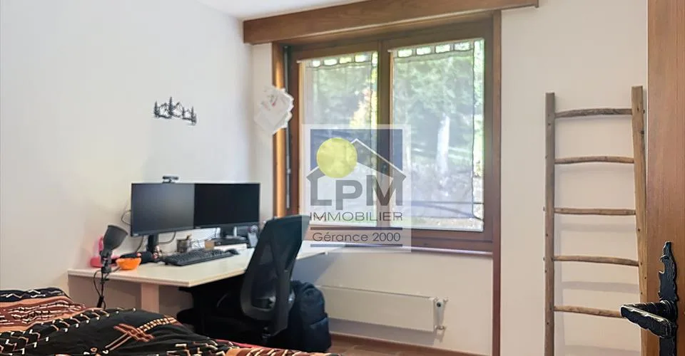 Spacieux 2.5p (59,3m2) dans un bâtiment de luxe (sauna, piscine..)