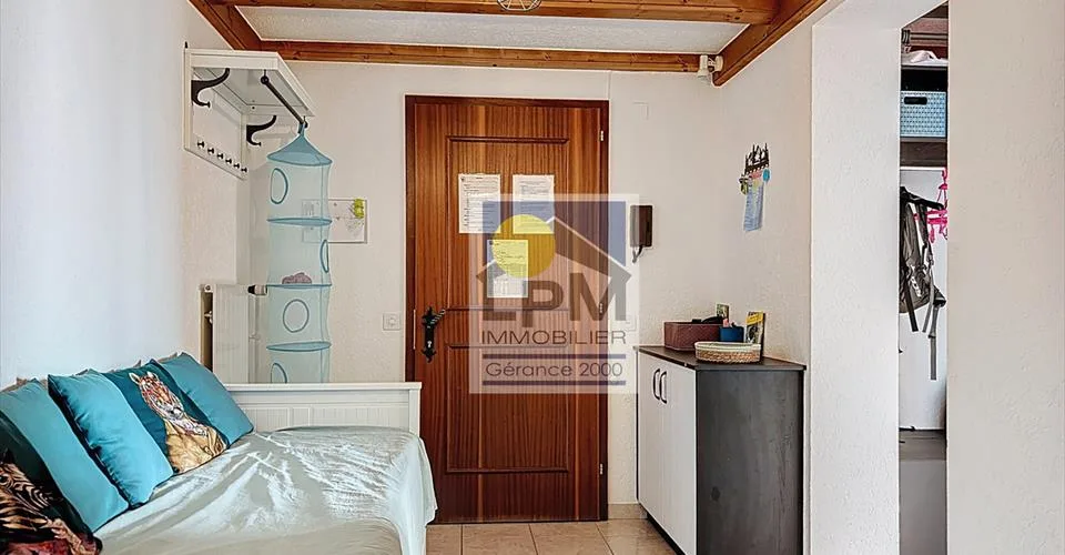 Spacieux 2.5p (59,3m2) dans un bâtiment de luxe (sauna, piscine..)