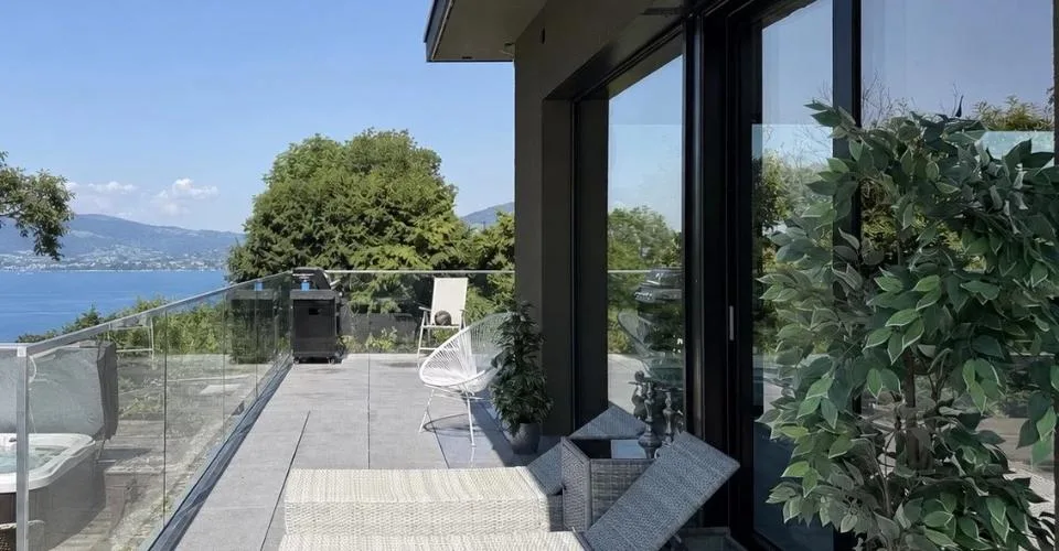 Villa moderne Vue lac. – foto 2 di 13