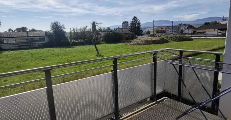 Superbe appartement de 3.5 pièces avec balcon, à côté de la gare CFF, vendu loué