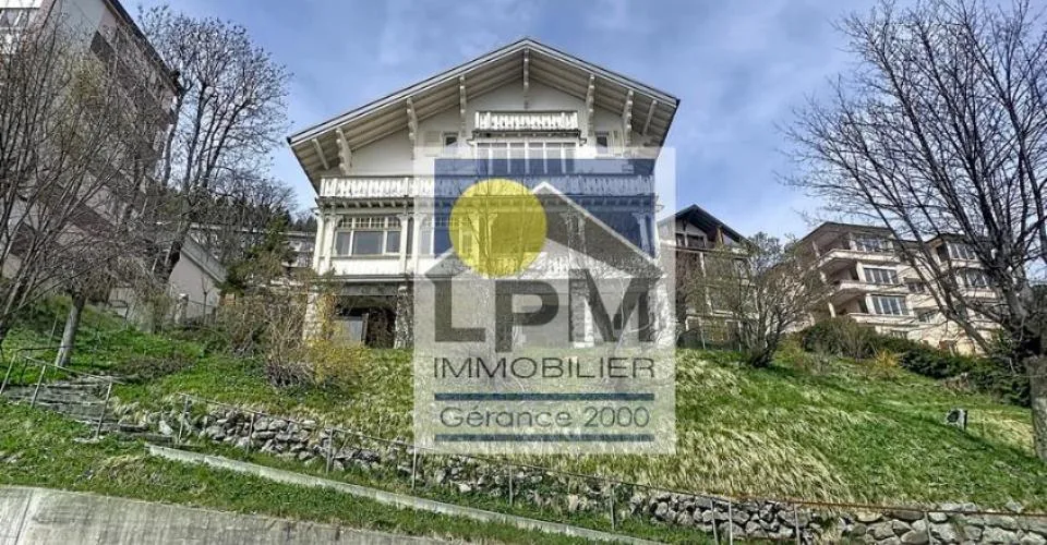 Spécial investisseur ! Immeuble à fort potentiel de rendement