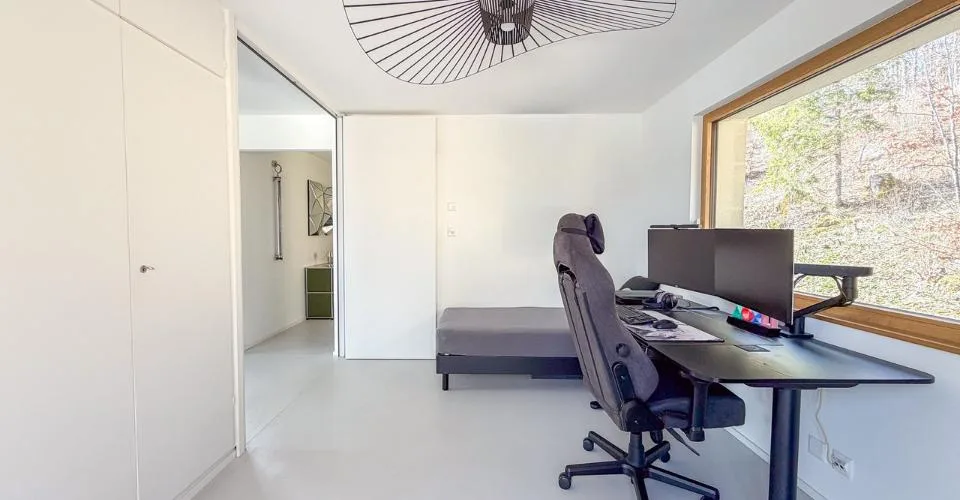 Splendide maison rénovée de 2 logements Vue dominante
