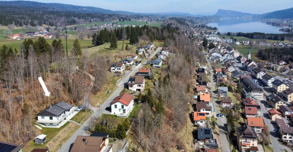 Splendide maison rénovée de 2 logements Vue dominante