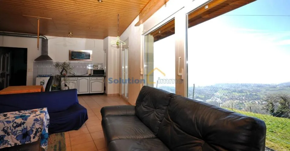 Magnifique vue, maison avec 2 logements