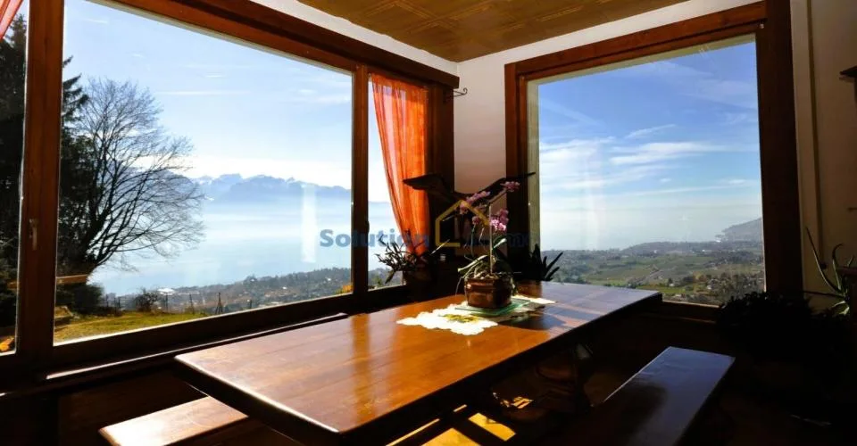 Magnifique vue, maison avec 2 logements