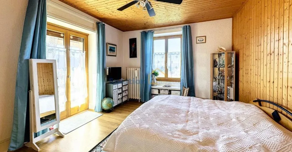 Magnifique vue, maison avec 2 logements