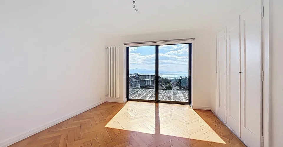 Villa individuelle de 7.5 pièces avec vue lac