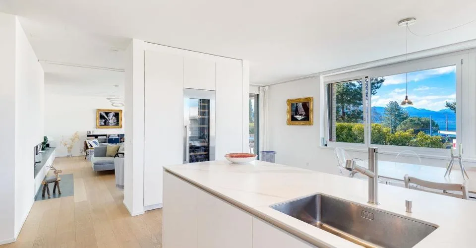 Appartement 7.5p de standing avec jardin & proche des rives