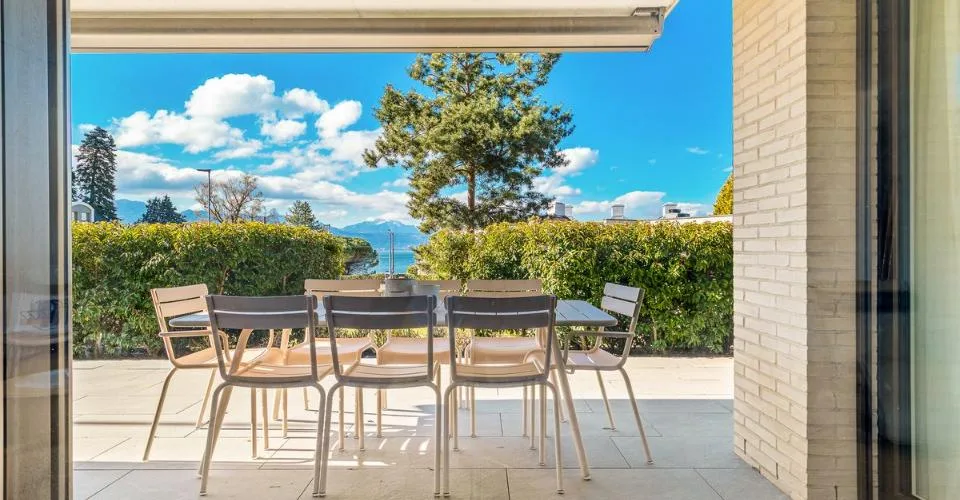 Appartement 7.5p de standing avec jardin & proche des rives