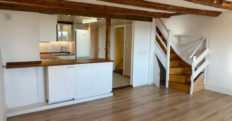 Immeuble atypique à Orbe – Foto 2 von 7