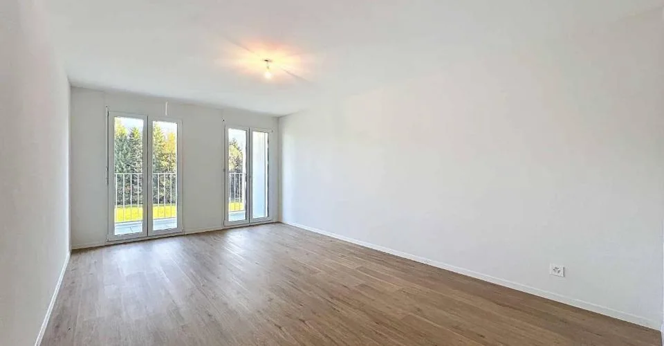 Spacieux 2.5 pièces de 67m² comme neuf