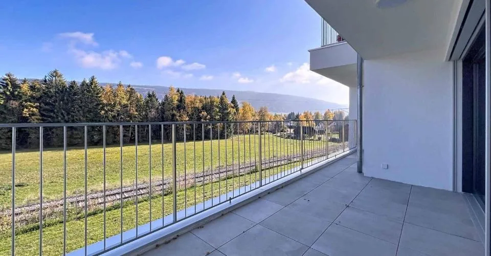 Spacieux 2.5 pièces de 67m² comme neuf