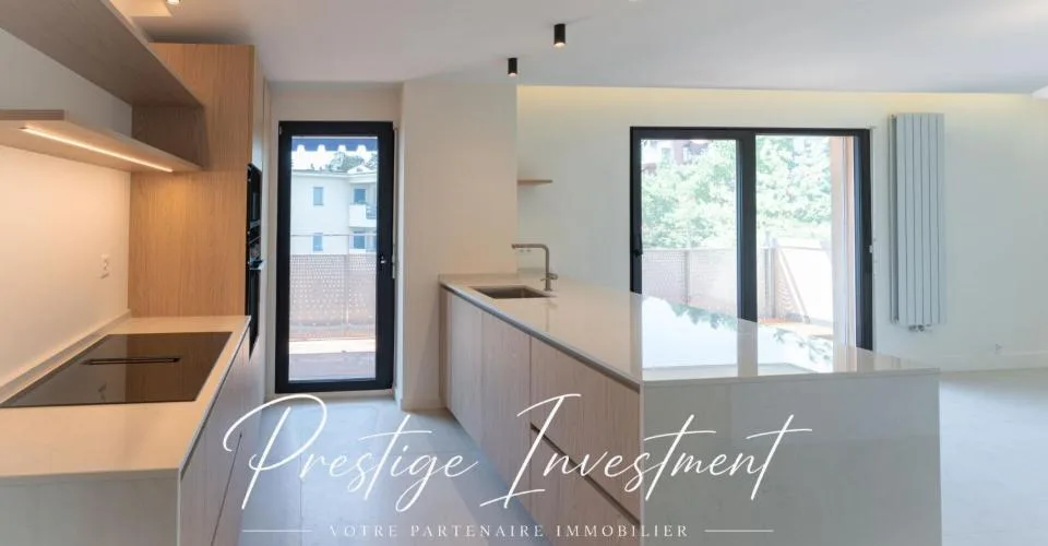 APPARTEMENT DE 3.5 PCS AU PIED DU LAC LÉMAN MONTREUX