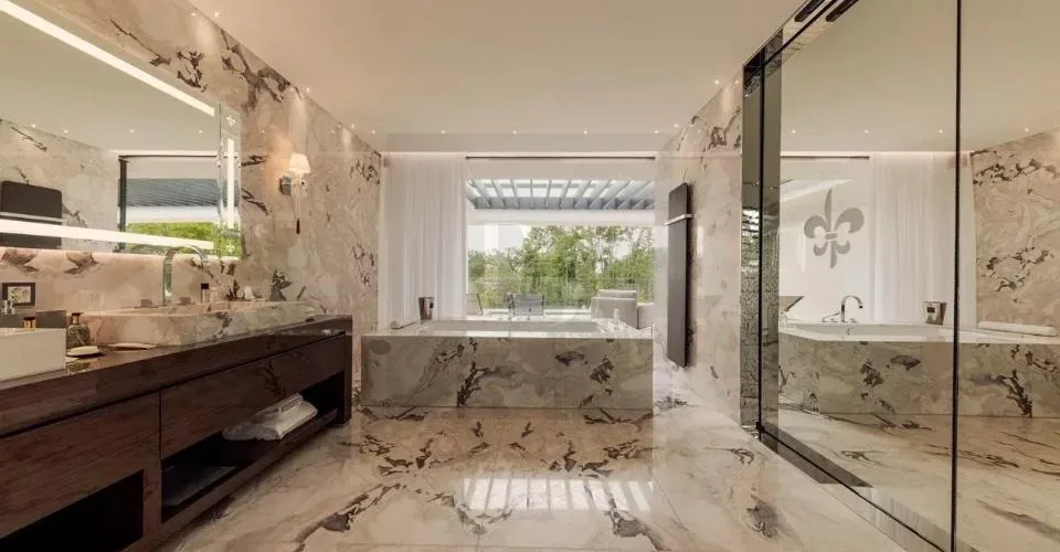 Grande Villa ? Retraite contemporaine ultra-privée aux portes de Genèv