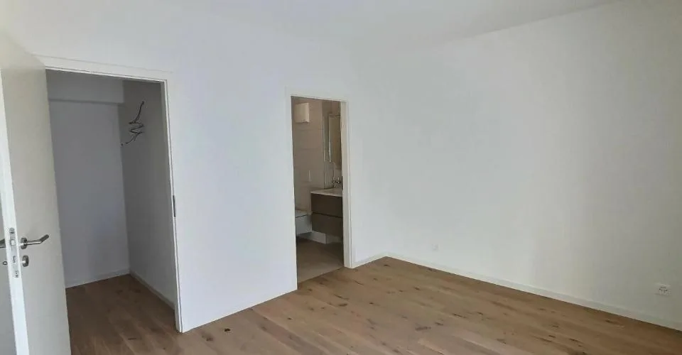 24 29 Magnifique appartement de 4.5 pièces au rez - Grande terrasse