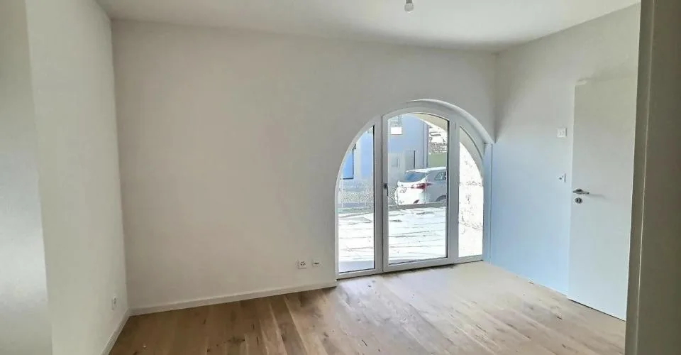 24 29 Magnifique appartement de 4.5 pièces au rez - Grande terrasse