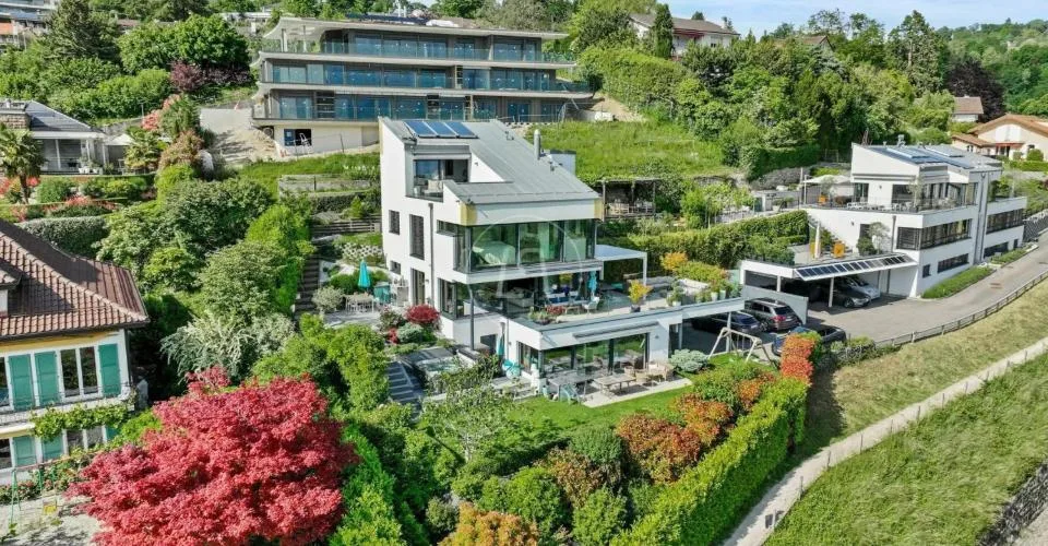 Belle propriété moderne avec vue panoramique à Lutry – photo 2 sur 13