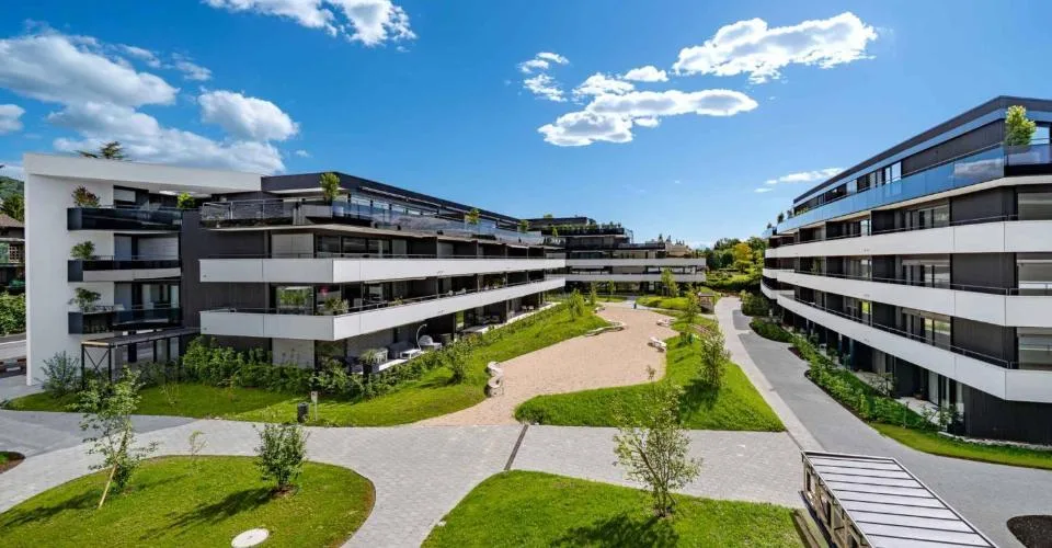 Attique neuf de 4.5 pièces avec rooftop terrasse