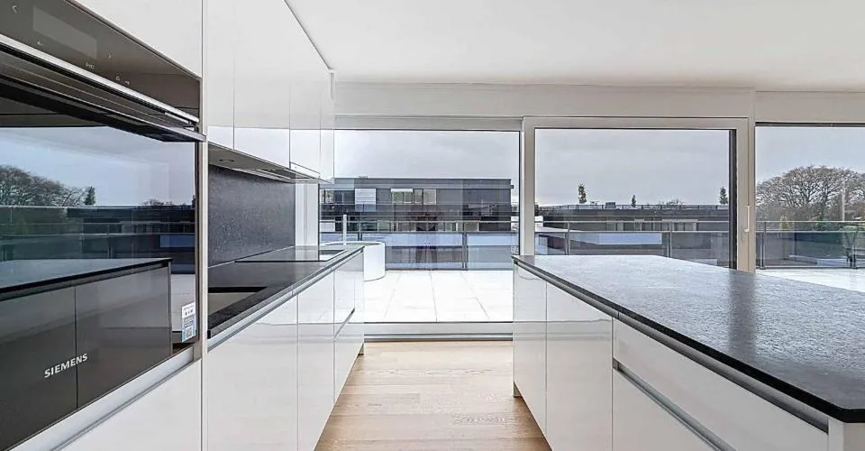 Attique neuf de 4.5 pièces avec rooftop terrasse