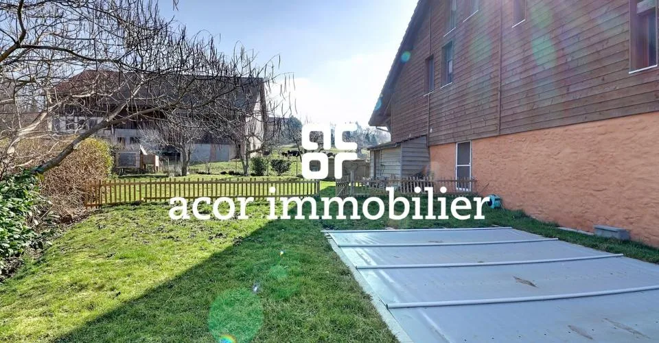 Immeuble de caractère avec jardin, piscine et revenu locatif