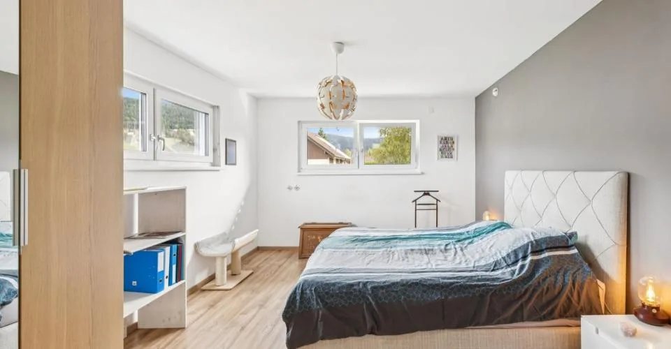 Maison individuelle Minergie AAA lumineuse avec vue dégagée