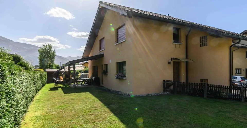 Villa familiale contemporaine au calme