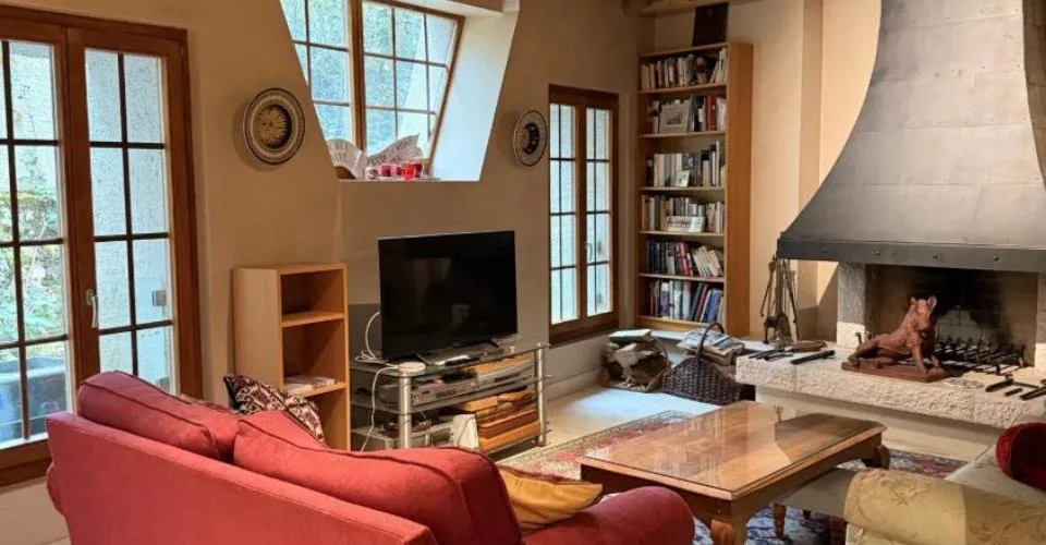 Charmant appartement avec cheminée à Commugny – Foto 3 von 9