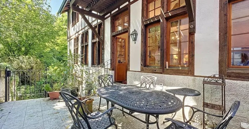 Charmant appartement avec cheminée à Commugny – Foto 2 von 9