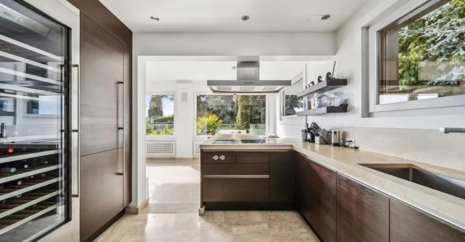Maison de maître contemporaine avec vue panoramique exceptionnelle – foto 5 di 13