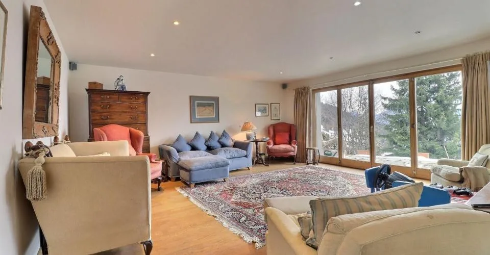 Chalet de 3 étages au Domaine de la résidence avec vue panoramique sur les Alpes. – photo 10 sur 13