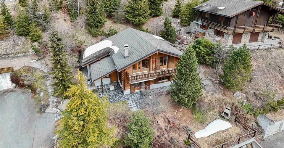 MAGNIFIQUE CHALET - 6 PIÈCES - HAUTS DE CHAMPEX-LAC
