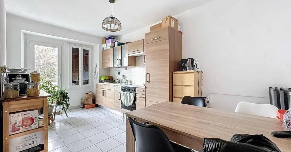 Charmant immeuble de 3 appartements
