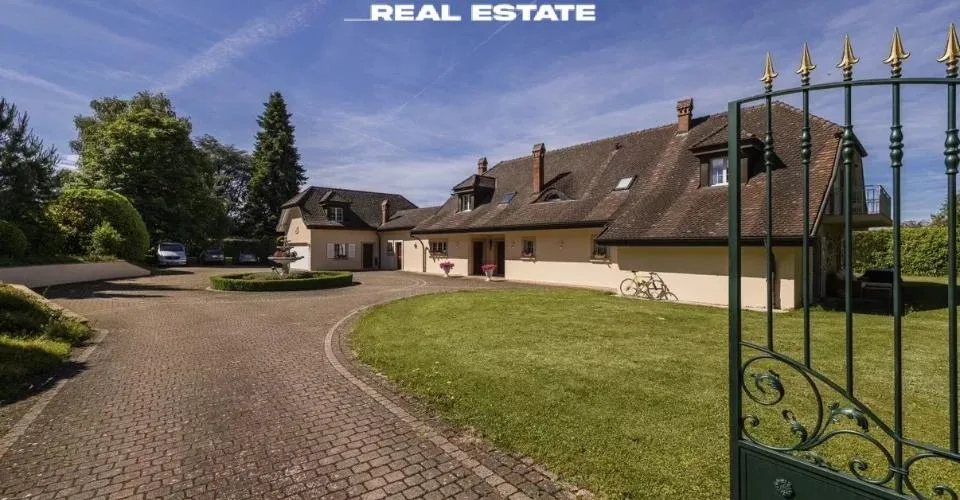MAISON DE MAITRE JOUXTENS-MEZERY