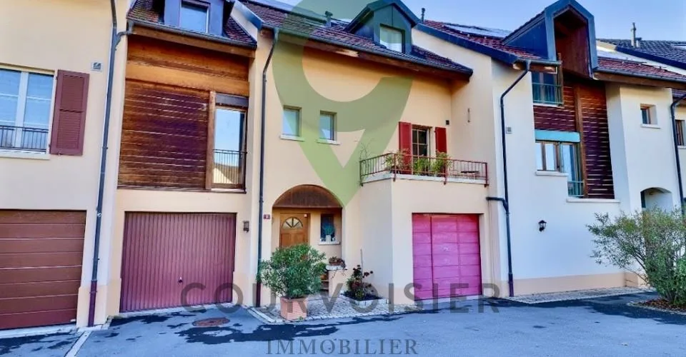 Belle Villa contiguë aux finitions raffinées et au confort absolu.