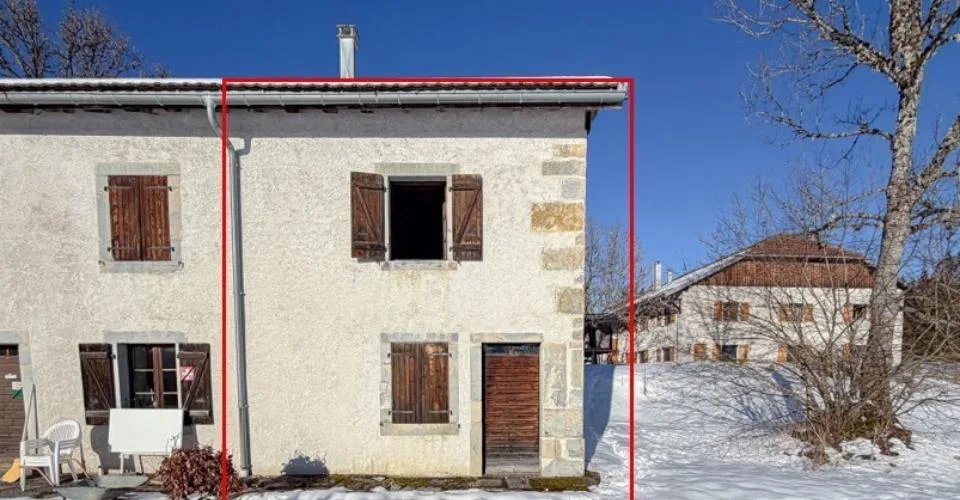 Bâtisse mitoyenne historique sur terrain agricole de 17'197 m2 – Foto 13 von 13