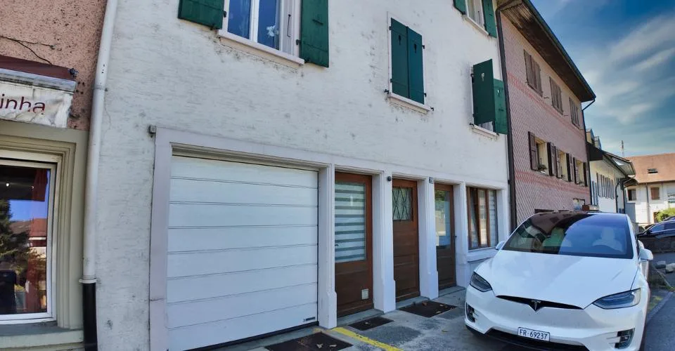 Immeuble de 3 logements à Avenches - VD