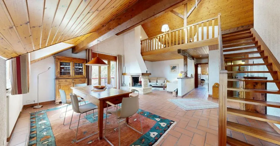SUPERBE APPARTEMENT LOUE EN DUPLEX